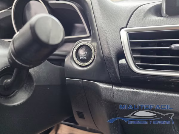 Mazda 3 Sport Hatchback 2015