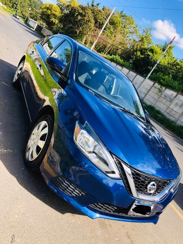 NISSAN SENTRA MODELO 2017