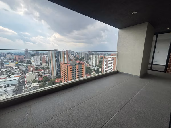 ALQUILO AMPLIO APARTAMENTO IQ10, ZONA 10
