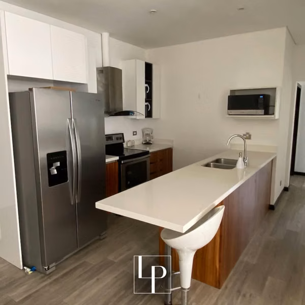 Apartamento en Renta en Lirios de Cayalá