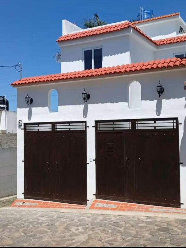 LINDA CASA EN VENTA EN RESIDENCIAL GREYSTONE ZONA 18