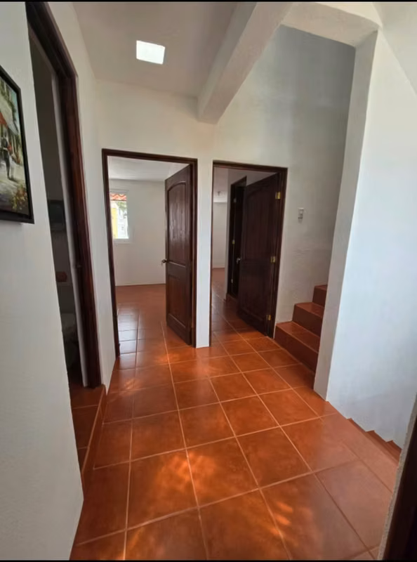 LINDA CASA EN VENTA EN RESIDENCIAL GREYSTONE ZONA 18