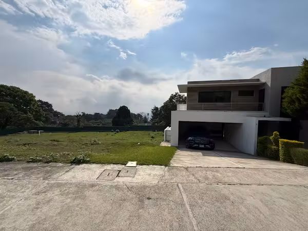 Vendo terreno en Santa Catarina Pinula 20 calle final Zona 10