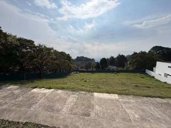 Vendo terreno en Santa Catarina Pinula 20 calle final Zona 10