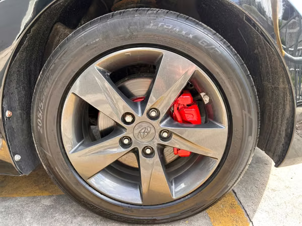 HYUNDAI ELANTRA GLS 2013 Financiamiento privado