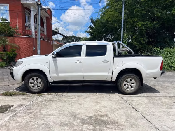 TOYOTA HILUX SRV 2008 3.0 TURBO DIESEL AUTOMÁTICO