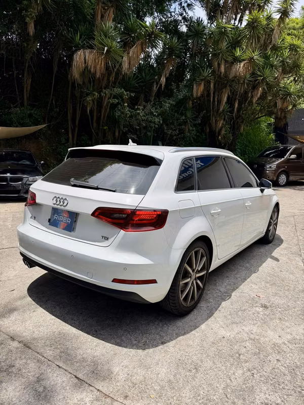 AUDI A3 2.0 TDI AUTOMÁTICO 4 CIL. 2016 AGENCIA