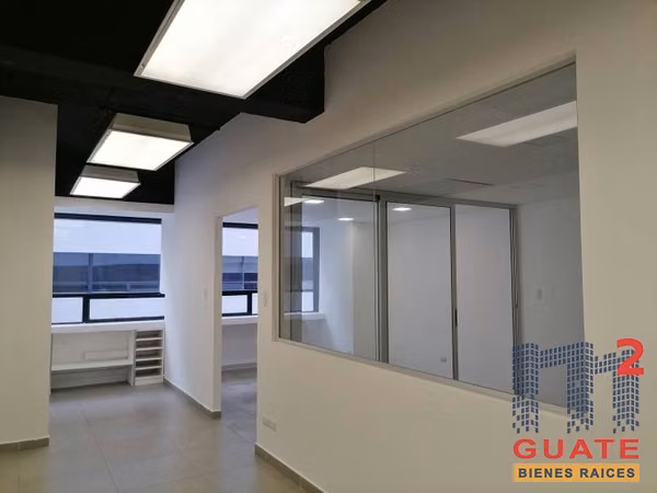Office in Income, Area 10 (R8728)