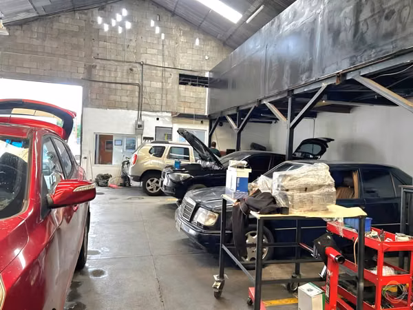 BODEGA VENTA EN ZONA 14