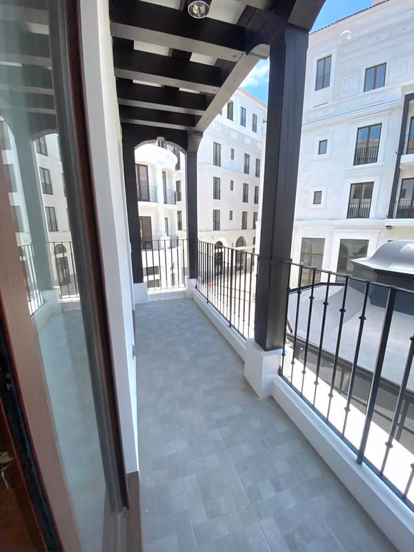 APARTAMENTO EN ALQUILER EN ZONA 16 LIRIOS DE CAYALÁ