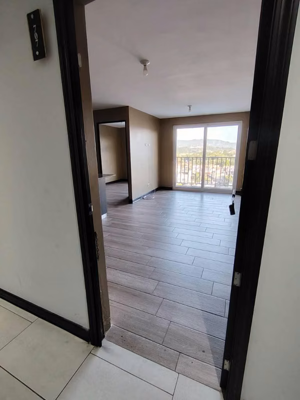 Alquilo hermoso apartamento en el 7 nivel con hermosa vista