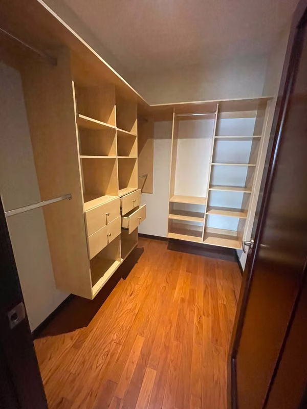 Zona 14 Plenum 5a avenida apartamento en renta