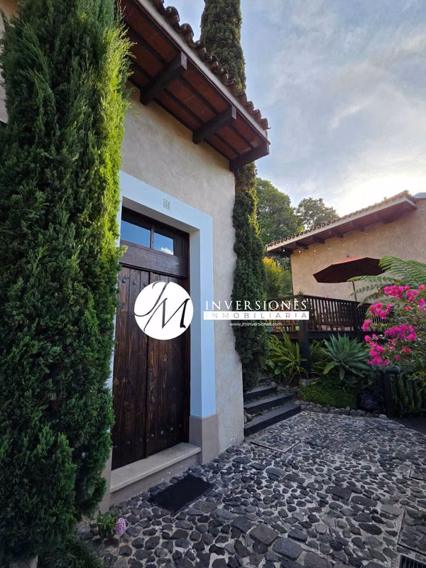 Casa en venta dentro de condominio en Antigua Guatemala