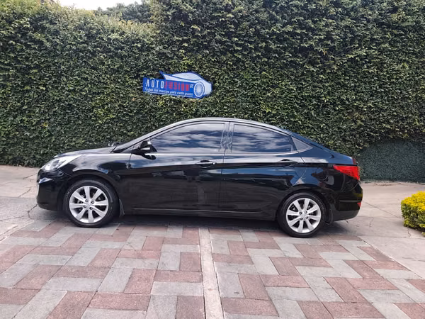Hyundai Accent Gls  Modelo 2018  de agencia
