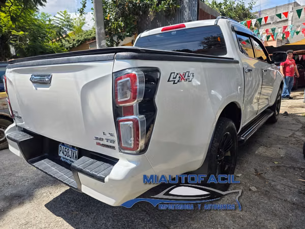 Isuzu Dmax 4x4 M. 2023 de Agencia