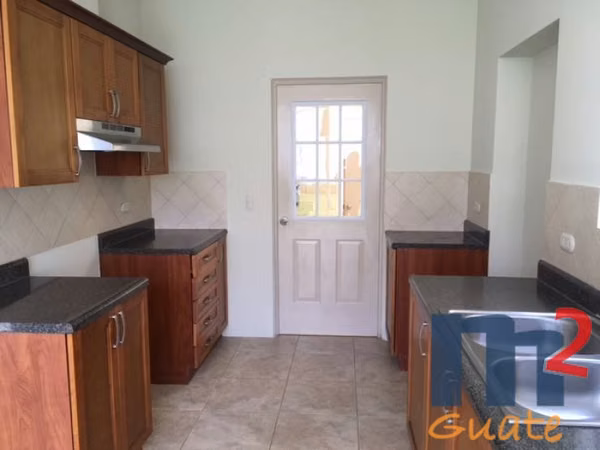 House in condo in Venta, Carretera to El Salvador