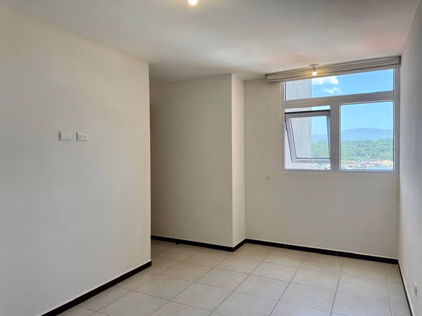APARTAMENTO EN RENTA EN ZONA 11, PARQUE SAN JORGE