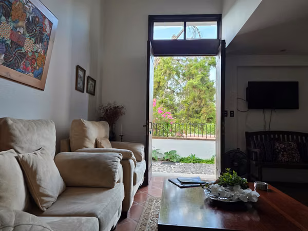 CASA EN VENTA,A NTIGUA GUATEMALA CONDOMINIO VILLA OROTAVA