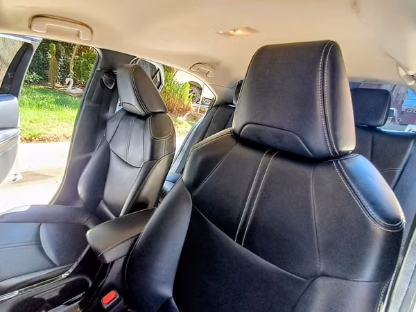 2022 TOYOTA COROLLA HYBRID 1.8L RÉCORD D AGENCIA