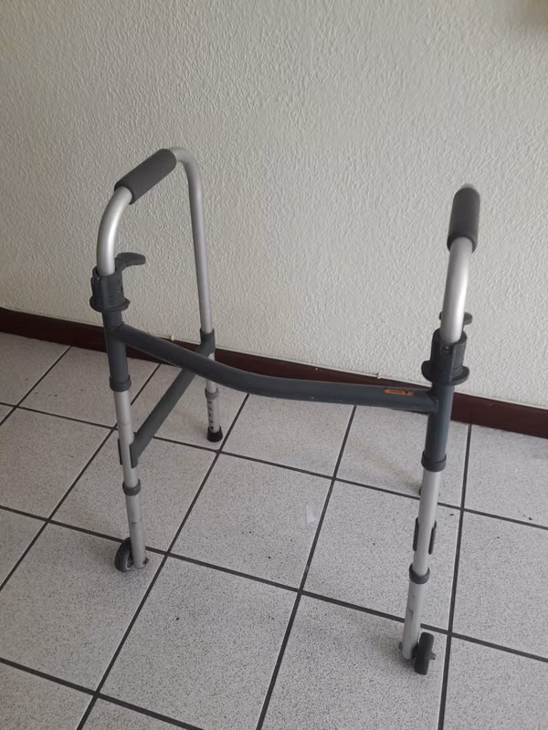 WALKER