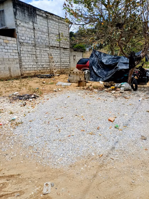 Ganga!! Terreno en venta en Las Minas, Negociable!