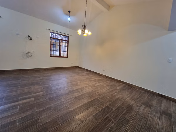 Casa en Renta a 10 Min de Antigua Guatemala, Condominio Bellavista Jocotenango
