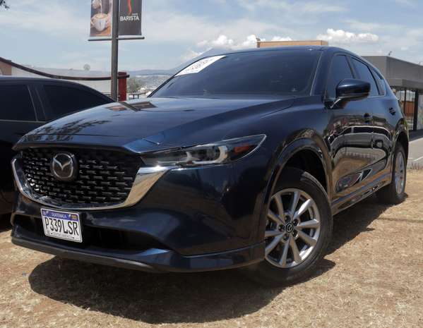 Mazda CX-5 2024 Preferred Pack like New