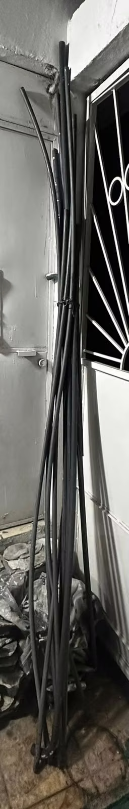 Ductos de PVC con Codos – Resistentes y Listos para tu Proyecto