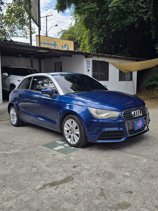 AUDI A1 1.4 AUTOMÁTICO TFSI 4 CIL. 2013 AGENCIA