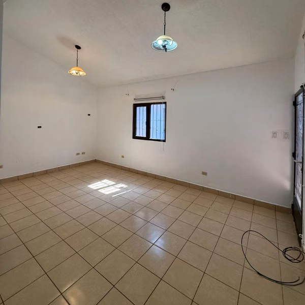 VENDO CASA DE 1 NIVEL EN JARDINES DE SAN ISIDRO, zona 16