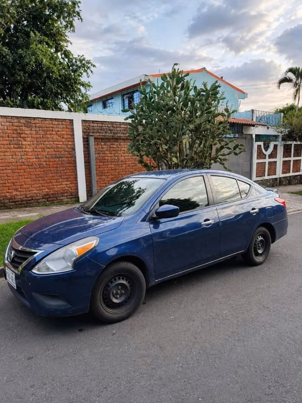 Nissan Versa 2019
