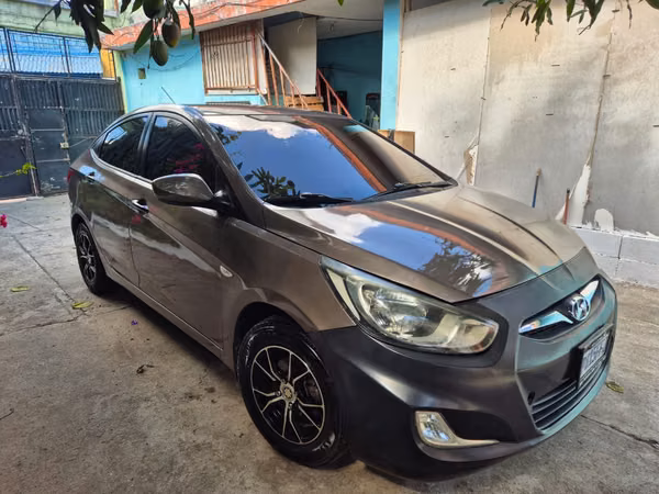 Hyundai Accent GLS 2012 de Agencia