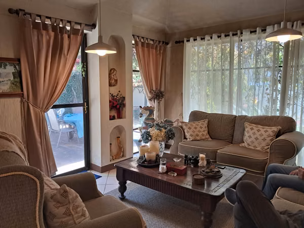 Casa amueblada en San Cristóbal, zona 8 de Mixco
