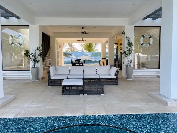 VENDO CASA DE PLAYA EN MONTERRICO EL CEBOLLITO 1772 Vr2. DE TERRENO