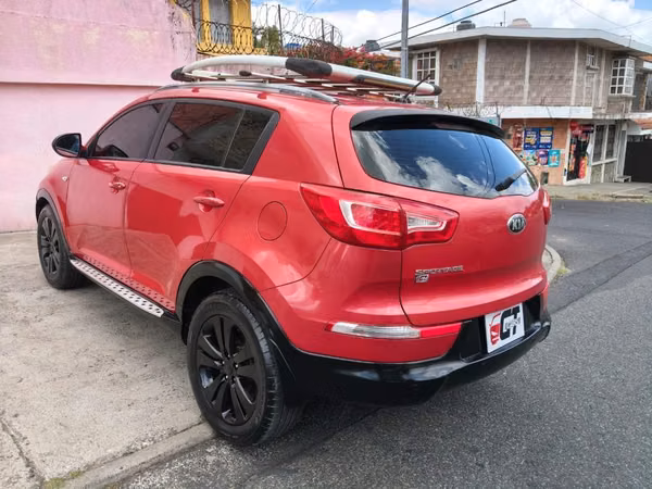 Kia Sportage Lx 2014 de Agencia Automática y Tiptronic un dueño Bien Cuidada