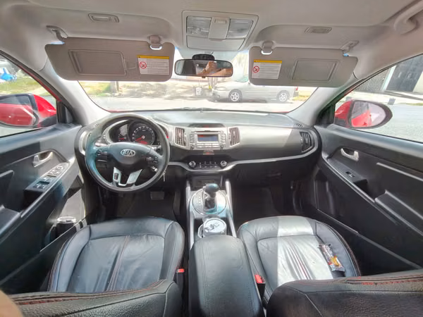 Kia Sportage Lx 2014 de Agencia Automática y Tiptronic un dueño Bien Cuidada
