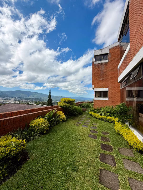 Casa en Alquiler en Colonia Elgin zona 14