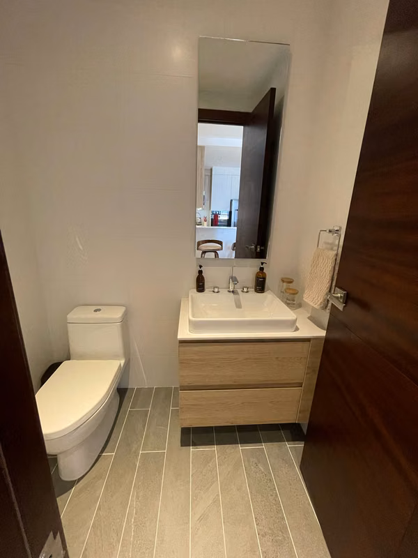 RENTA DE APARTAMENTO EN EDIFICIO VHISTA, ZONA 15