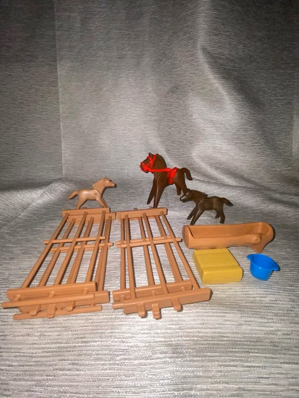 Playmobil 3856 Corral de Caballos Original con caja.