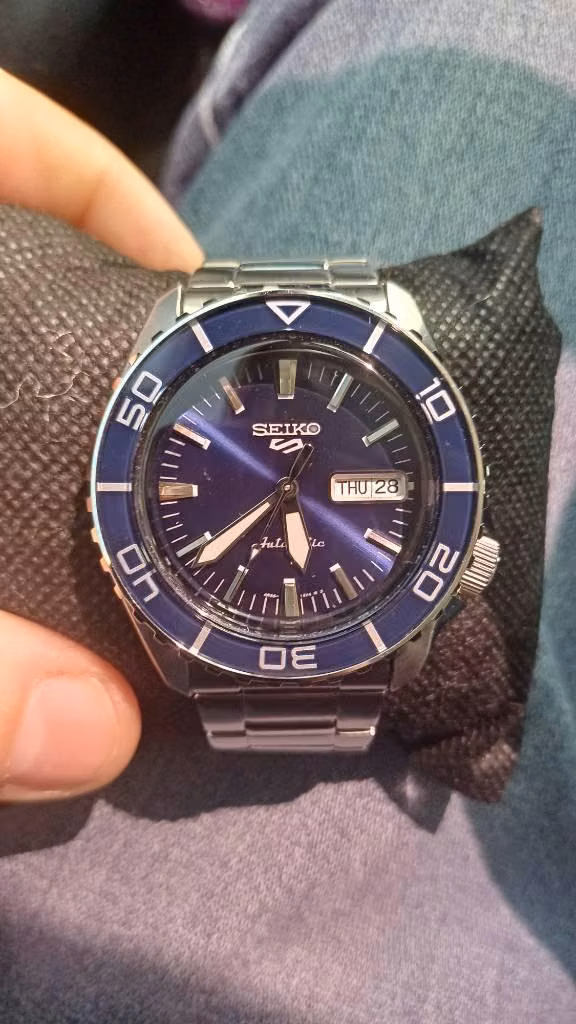 Seiko 5 sports automático