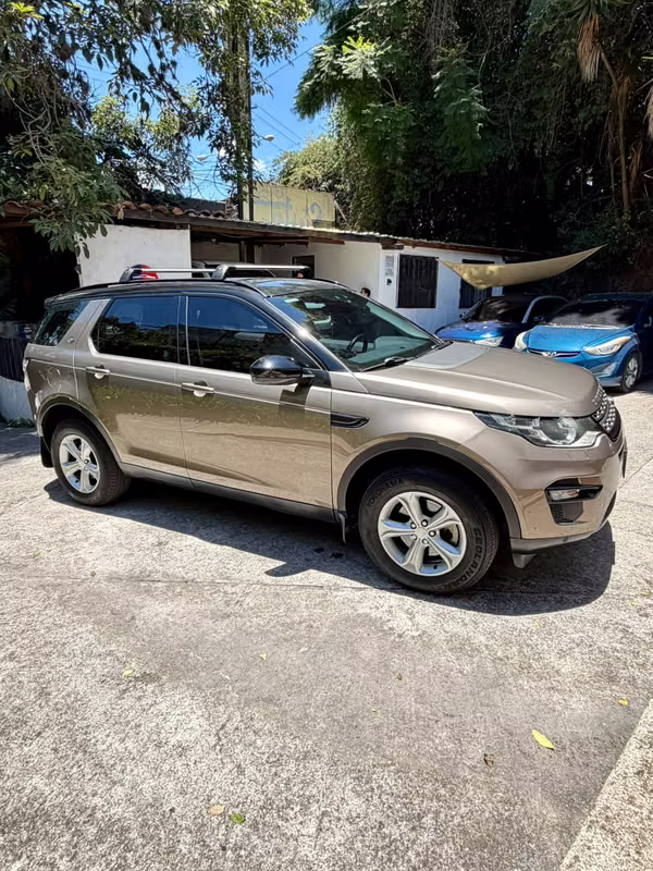 LAND ROVER DISCOVERY SPORT 2.0 SE Si4 TURBOCARGADO AWD AUTOMÁTICA 4 CIL. 2016 AGENCIA