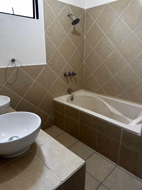 CASA EN VENTA EN BOSQUE ESCONDIDO