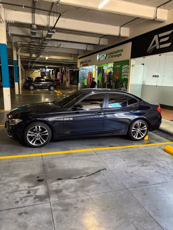 BMW 320i 2013 | AGENCIA