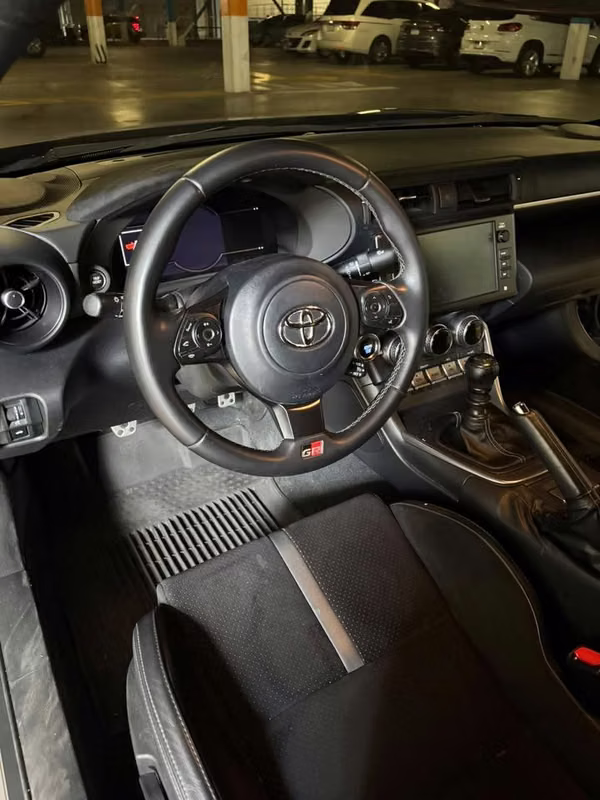 TOYOTA GR86 PREMIUM 2023