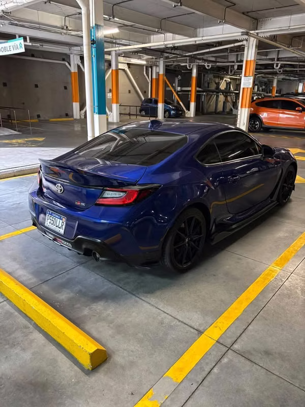 TOYOTA GR86 PREMIUM 2023
