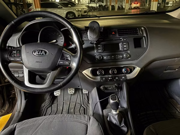 KIA RIO EX 2015 AGENCIA