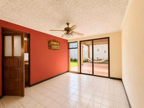 VENTA CASA ZONA 12 MONTE MARIA DENTRO DE GARITA