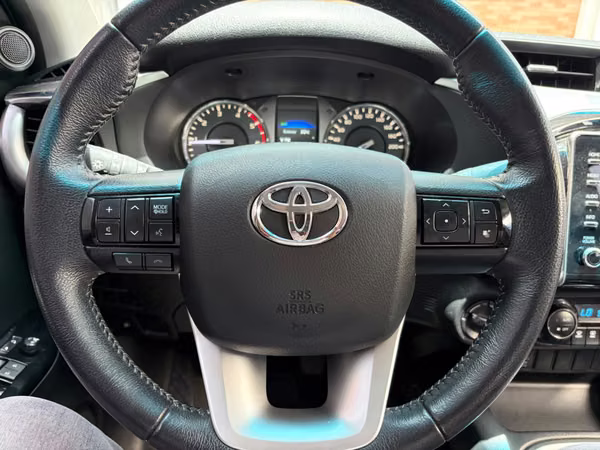 Toyota Hilux SRV de Agencia Modelo 2023