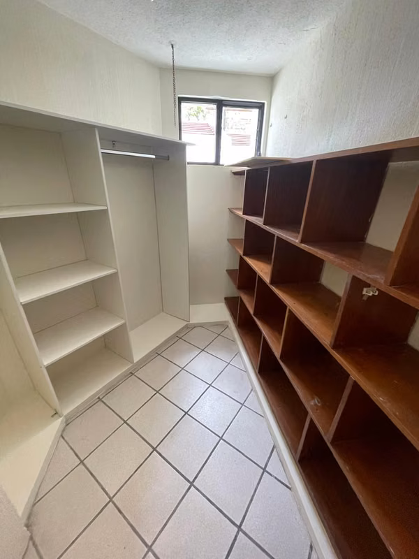 Renta de Casa en Colonia Villa Sol Zona 12 atras del Irtra Petapa