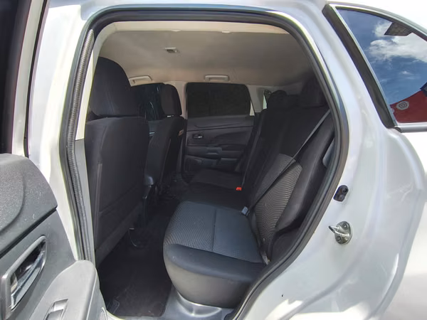 Mitsubishi Outlander Sport Es 2wd Modelo 2016